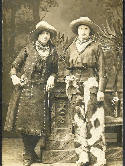 Wild West Women Circa 1800 1900 John Fyfe